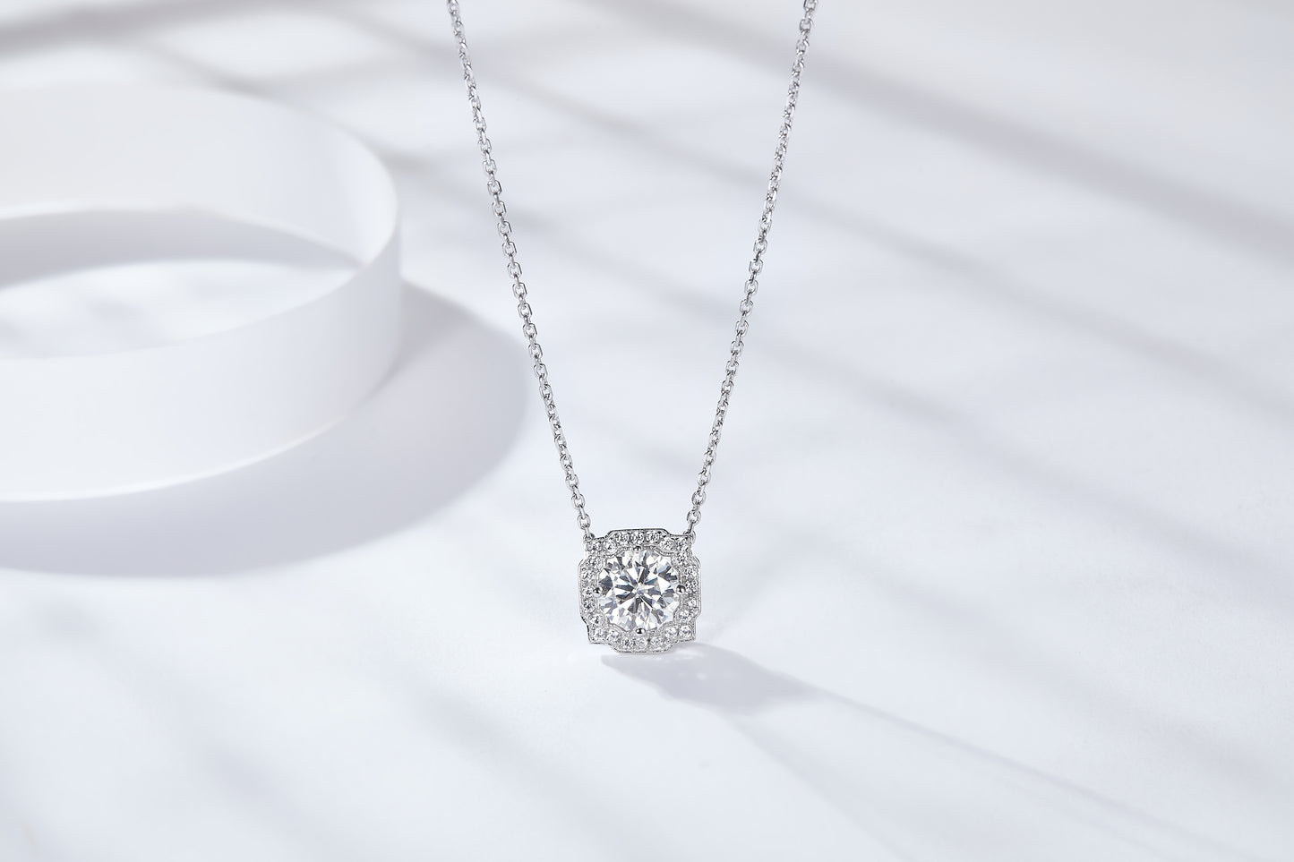 [TW] [#Link 64] 1 Carat  Round Shape S925 Sterling Silver Mossanite Necklace