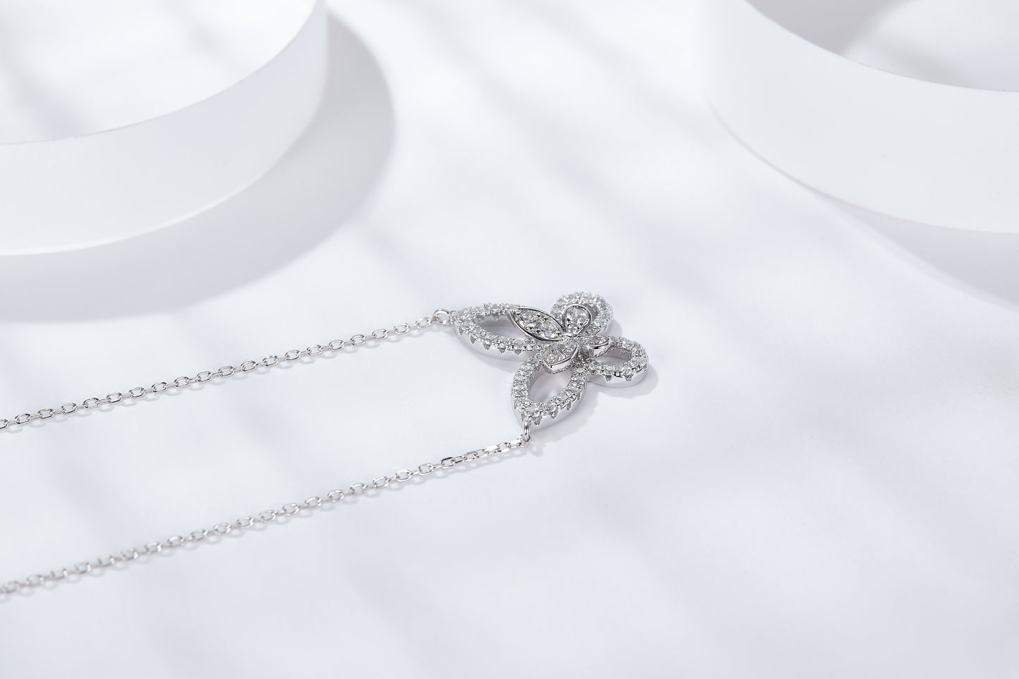 [TW] [#Link 61] Butterfly Shape S925 Sterling Silver Mossanite Necklace