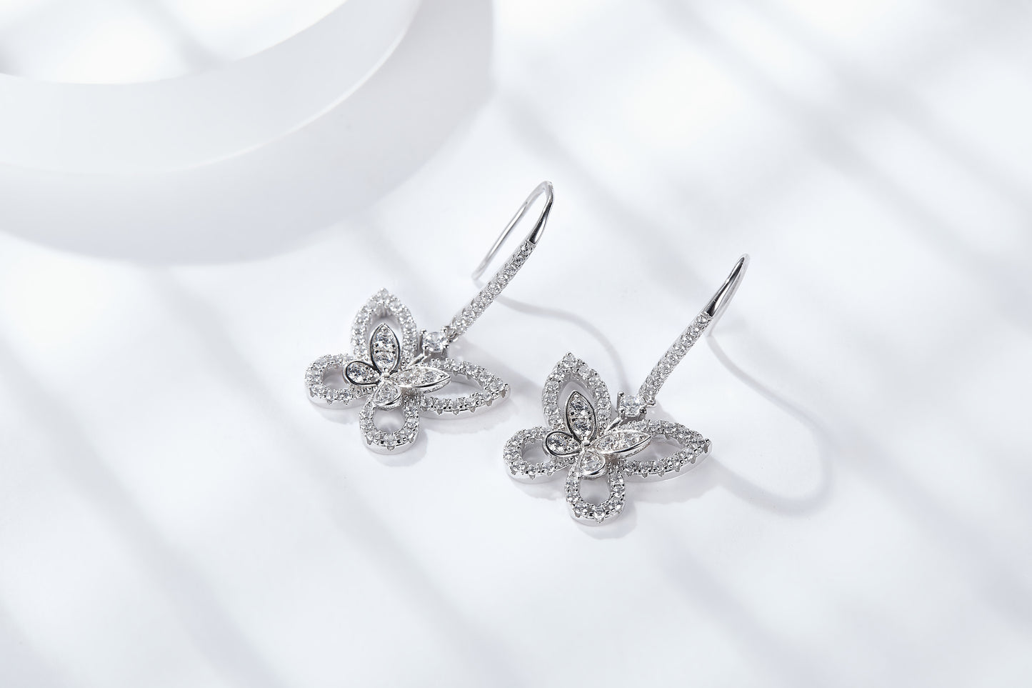 [TW] [#Link 74] Butterfly Shape S925 Sterling Silver Mossanite Earrings