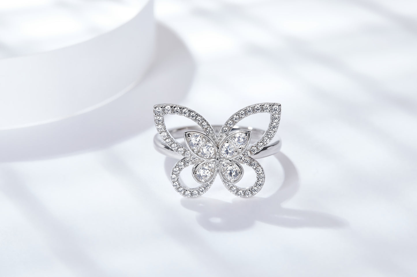 [TW] [#Link 39] S925 Sterling Silver Butterfly Shape Moissanite Ring