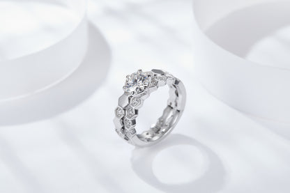 [TW] [NEW ARRIVAL][#Link 07] 2 Carat honeycomb ring  S925 Sterling Silver Moissanite Ring