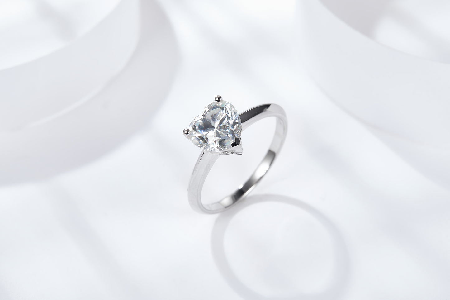 [TW] [#Link 34] 2 Carat S925 Sterling Silver Heart Shape Moissanite Ring