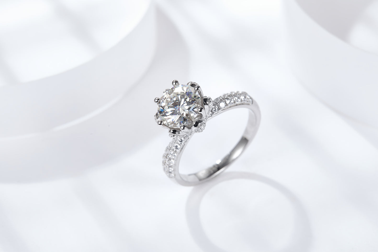 [TW] [NEW ARRIVAL][#Link 10] 2 Carat Queen Style Double Moissanite Band 925 Sterling Silver Moissanite Ring