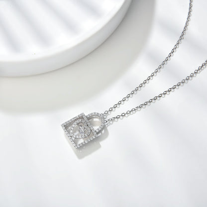 [TW] [#Link 57] Love Lock Shape 0.4 Carat S925 Sterling Silver Mossanite Necklace